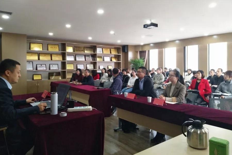 学无止境|开云网页版登录入口-开云中国
举办法律知识专题培训